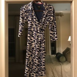 Wrap Dress Laundry by Shelli Segal Size XS
